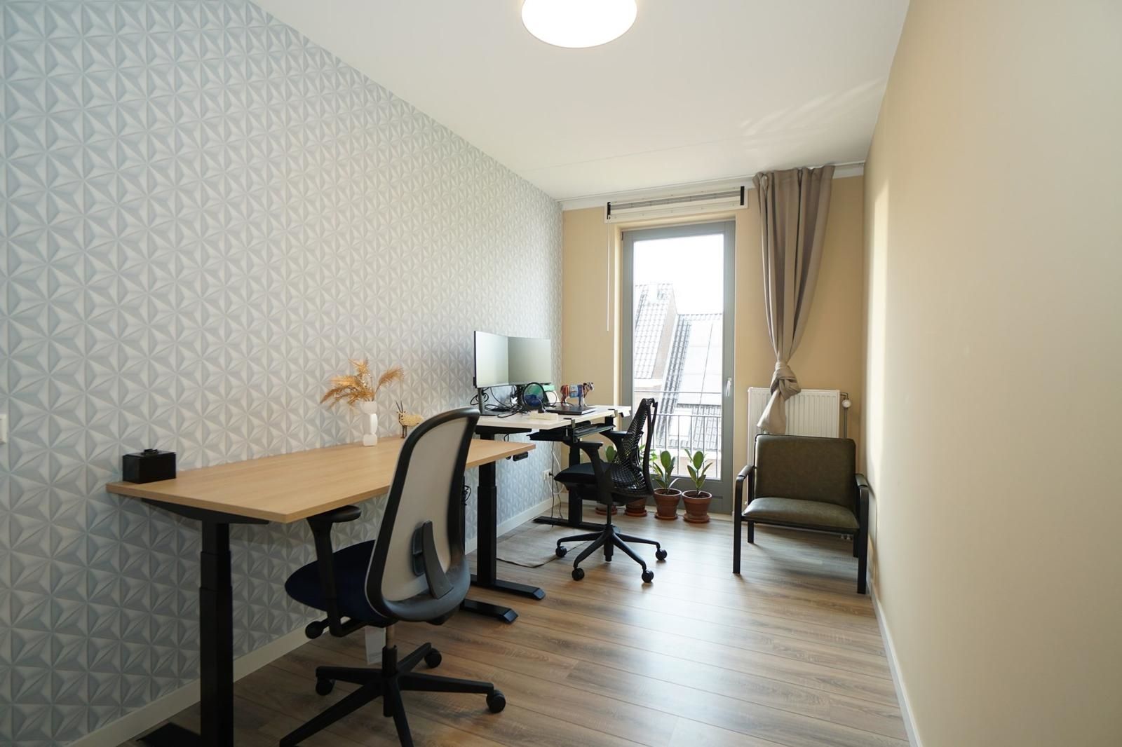 Photo 3 of Weegbree 99