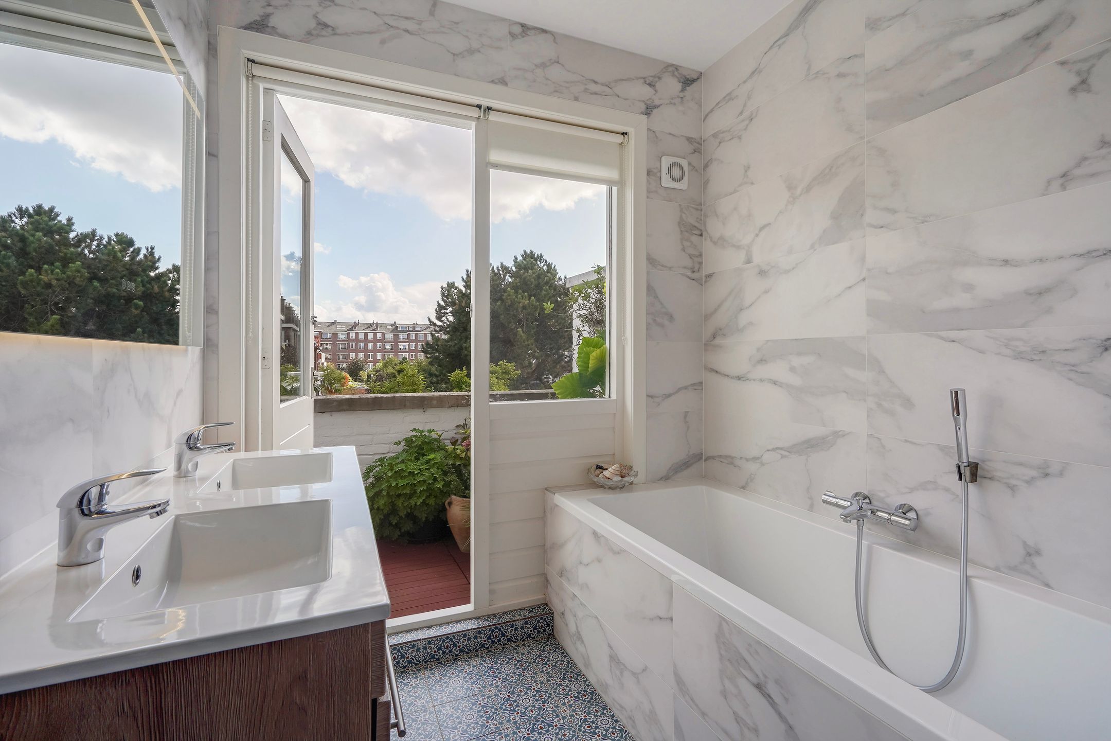 Foto 30 van Aronskelkweg 76