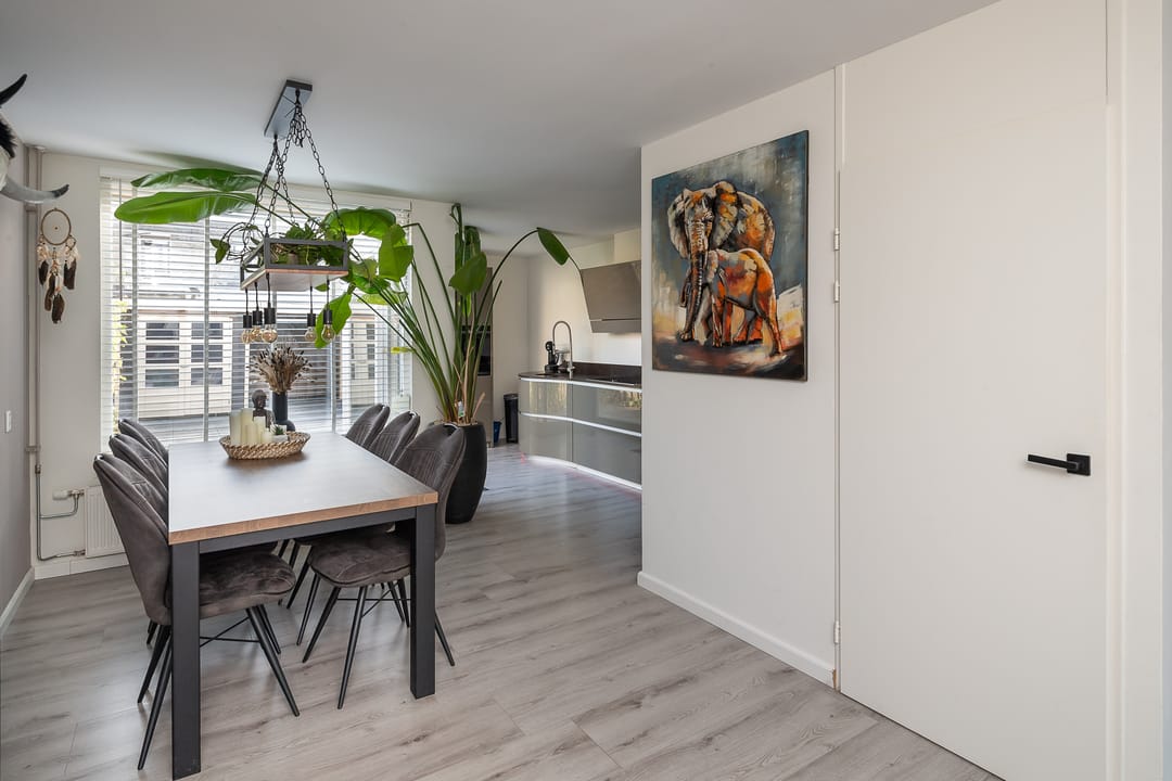 Foto 11 van Van Leeuwenhoekstraat 101