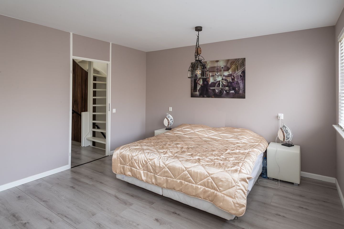 Foto 19 van Van Leeuwenhoekstraat 101