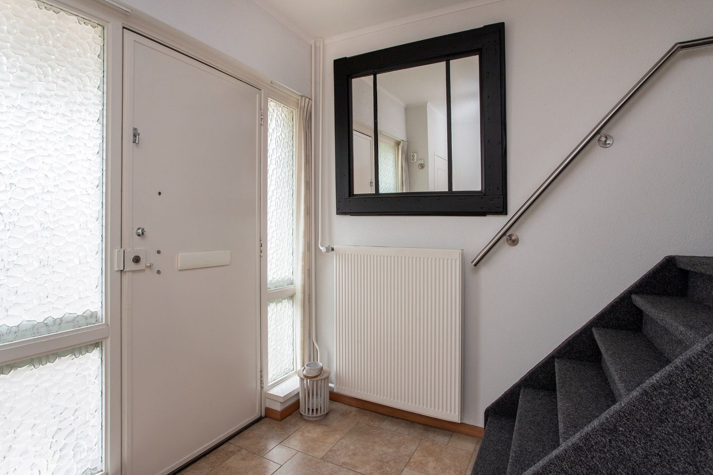 Photo 4 of Dokter Rauppstraat 1-A