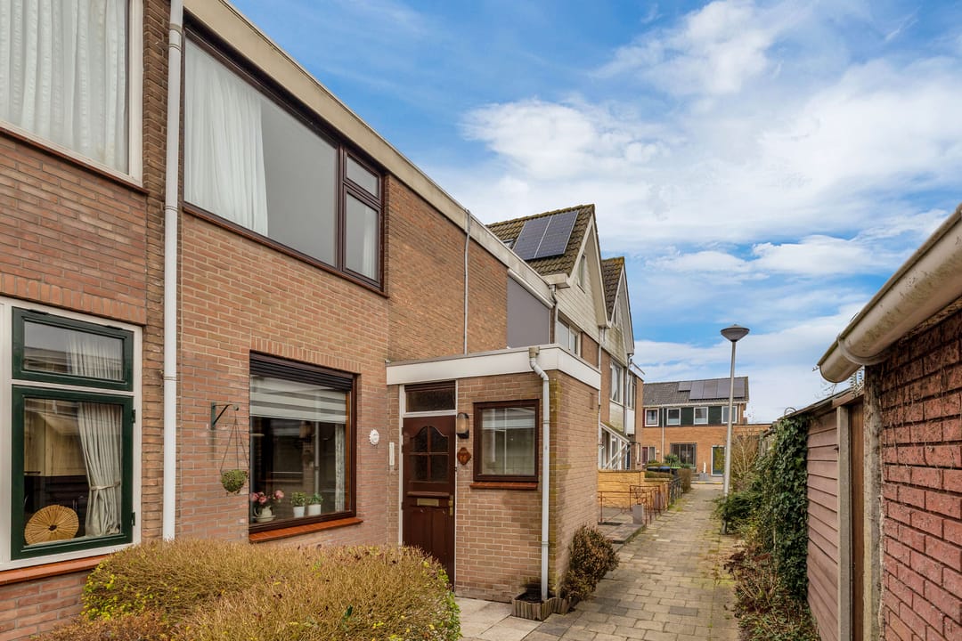 Photo 1 of Prins Bernhardstraat 66