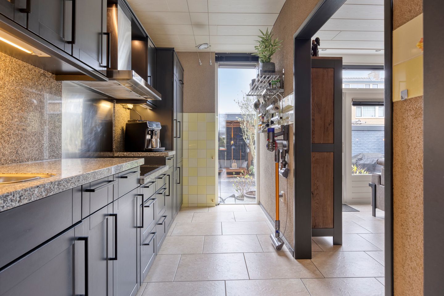 Photo 14 of Scheldeplein 21