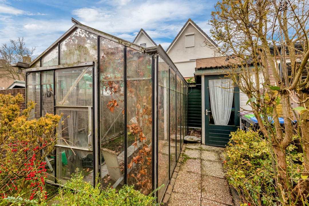 Photo 28 of Prins Bernhardstraat 66