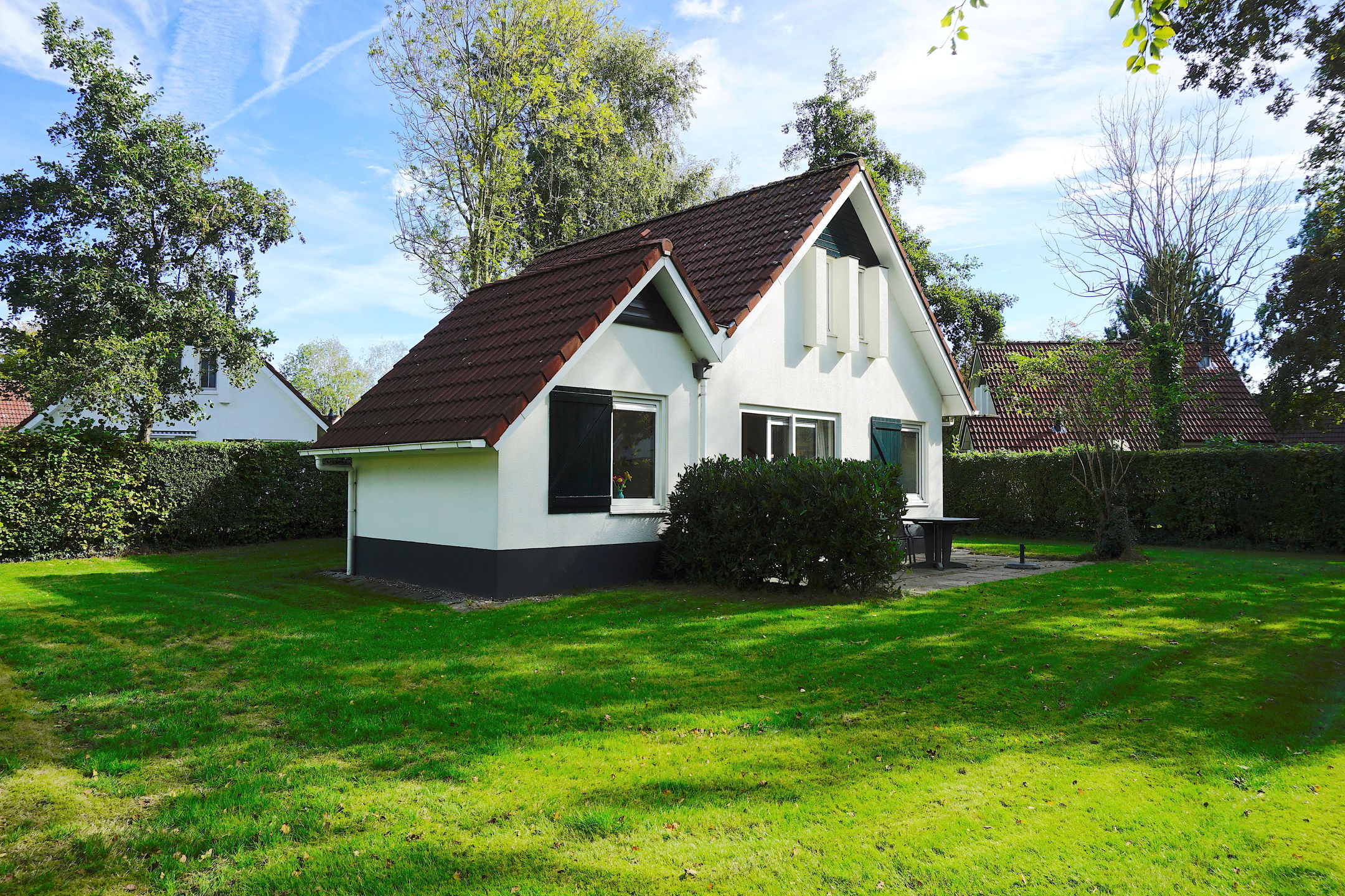 2-bedroom freehold villa in Sint Nicolaasga — photo 4 of 5