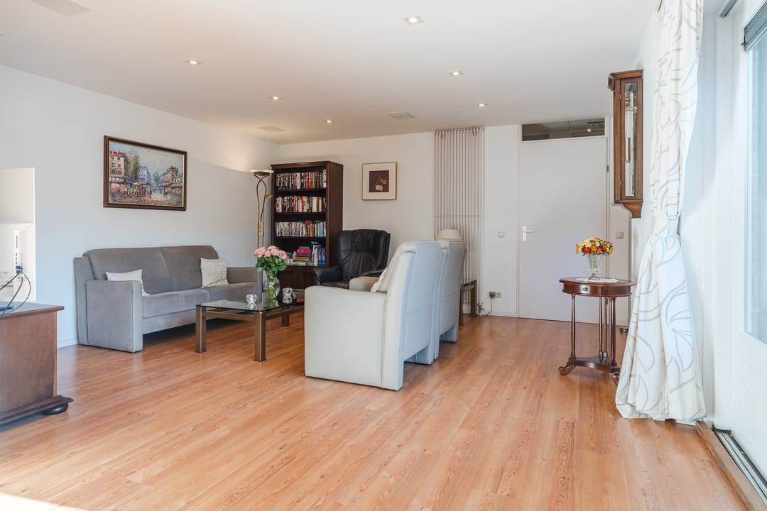 Foto 2 van Johanna van Gulikstraat 8