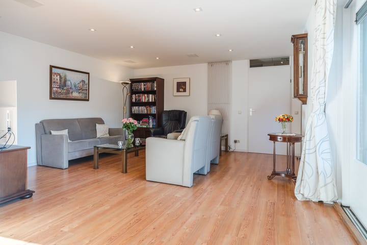 Photo 2 of Johanna van Gulikstraat 8