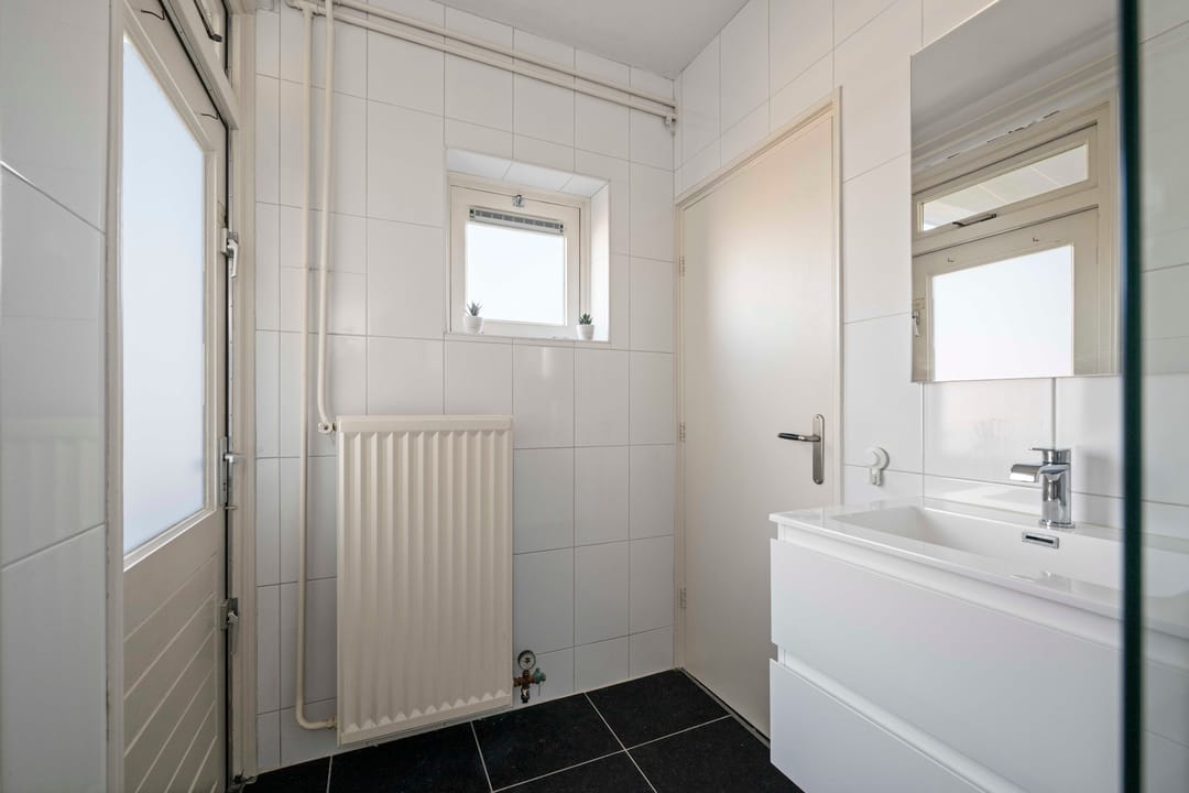 Photo 17 of Herman Boerhaavelaan 6