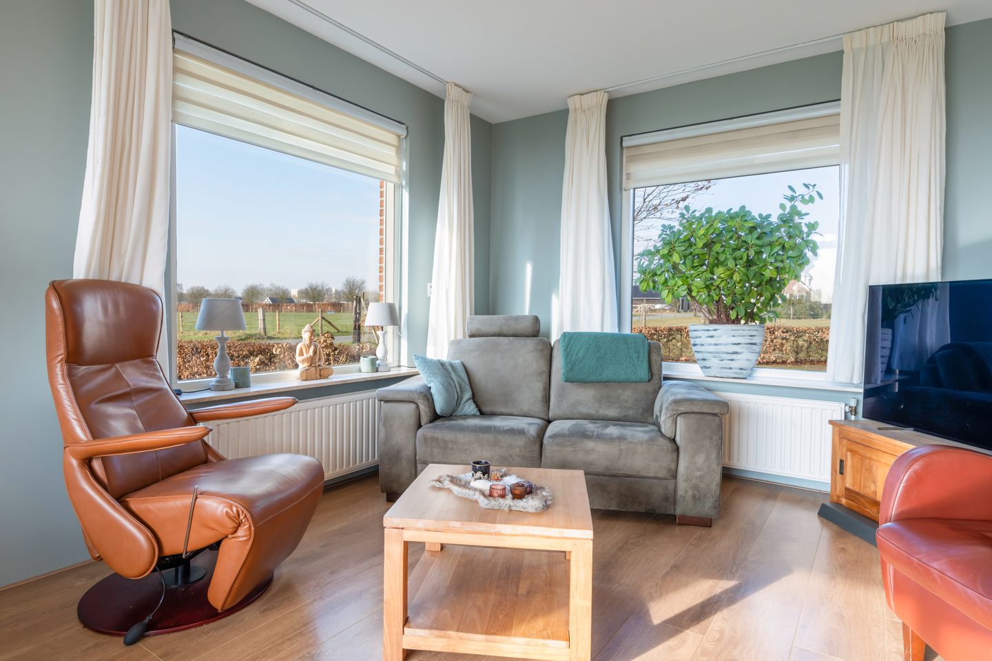 Photo 14 of Schoolpad 9