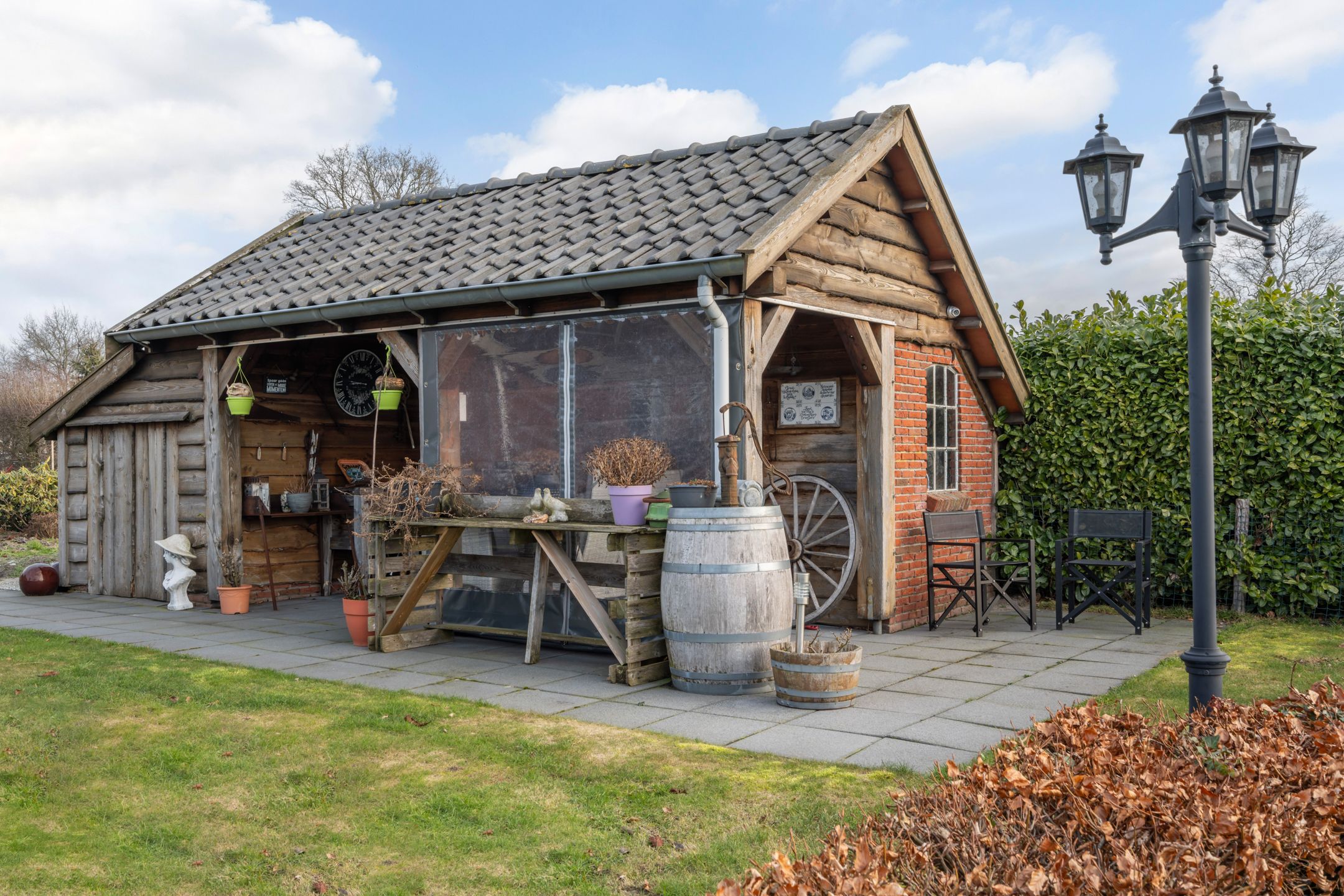 Photo 33 of Schoolpad 9