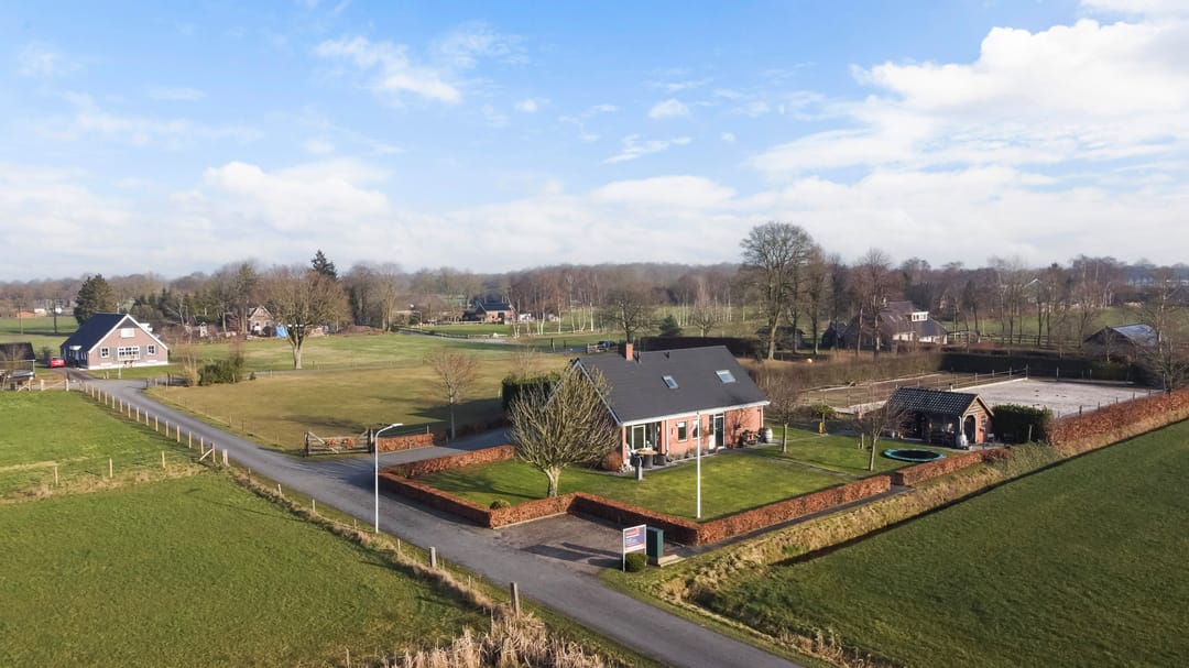 Photo 47 of Schoolpad 9