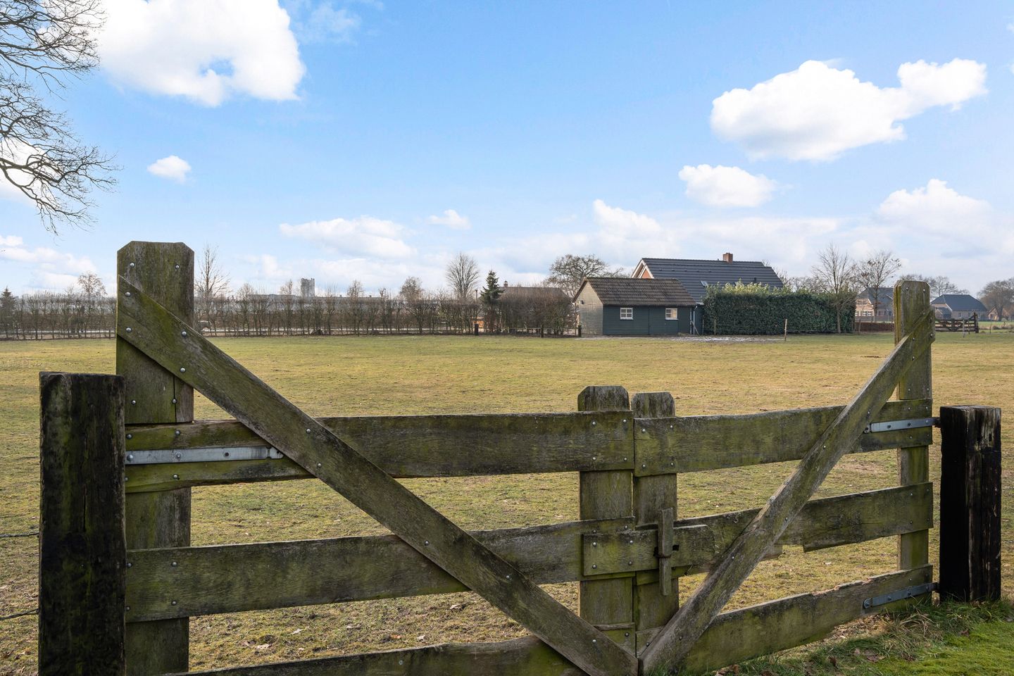 Photo 49 of Schoolpad 9