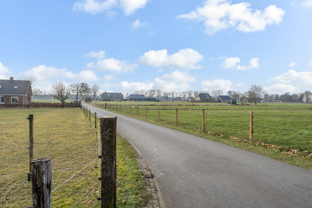 Photo 53 of Schoolpad 9