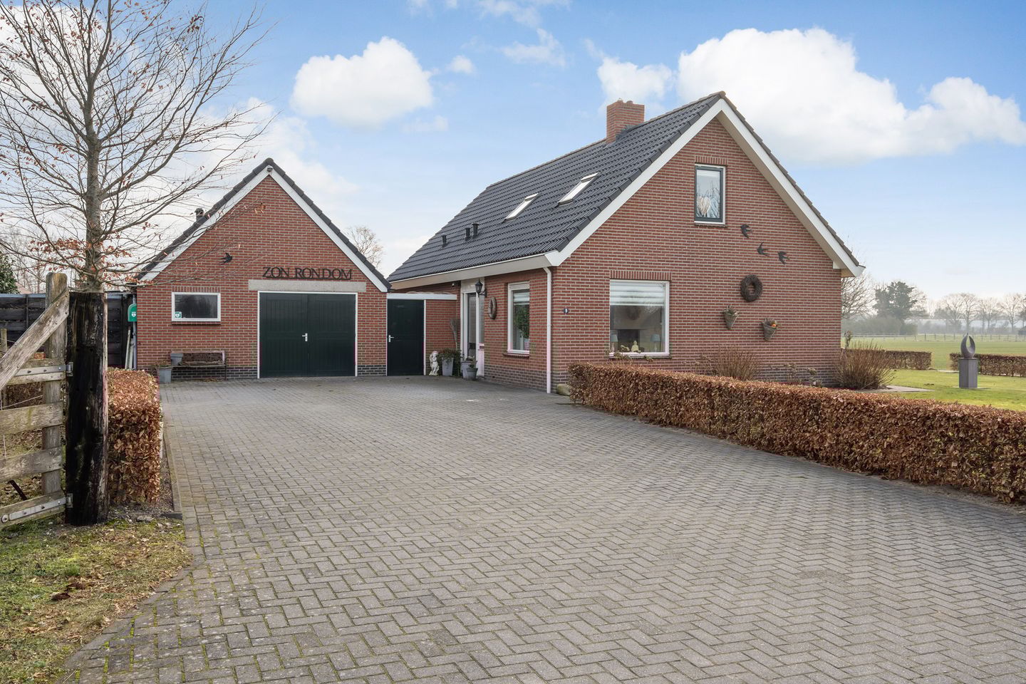 Photo 55 of Schoolpad 9