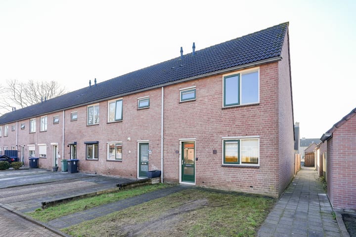 Foto 1 van Wedesteinbroek 2002