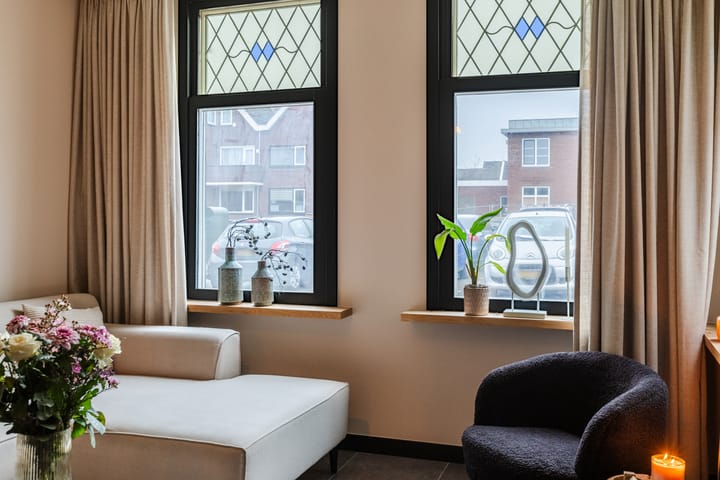 Photo 19 of Emmakade 1