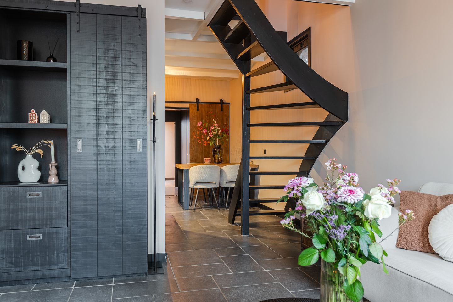 Photo 25 of Emmakade 1