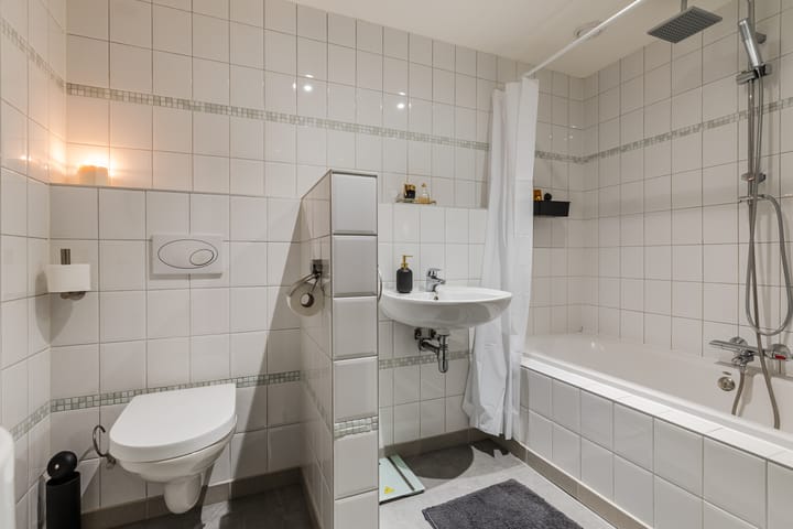 Photo 35 of Emmakade 1