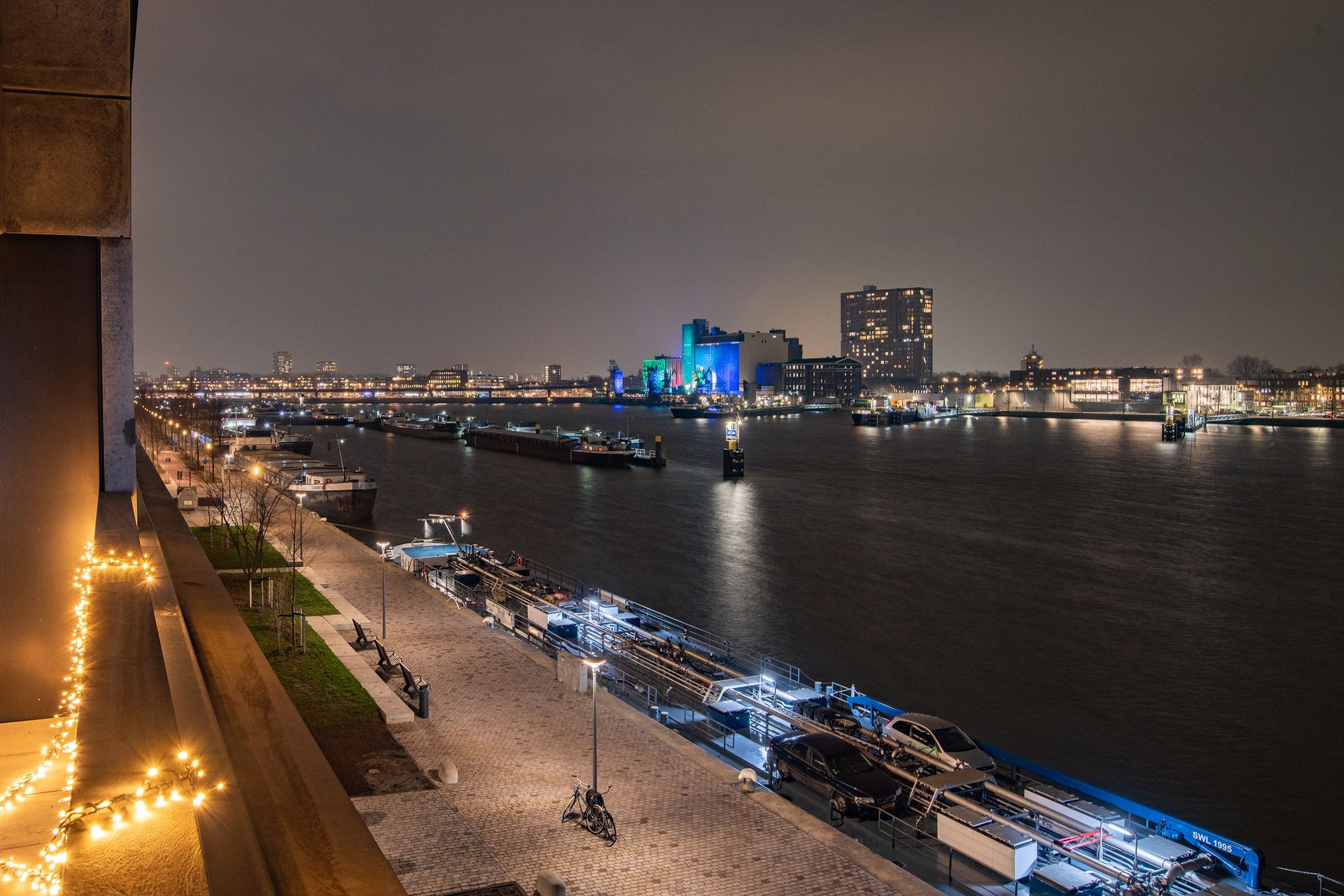 Foto 3 van Maashaven N.z. 865