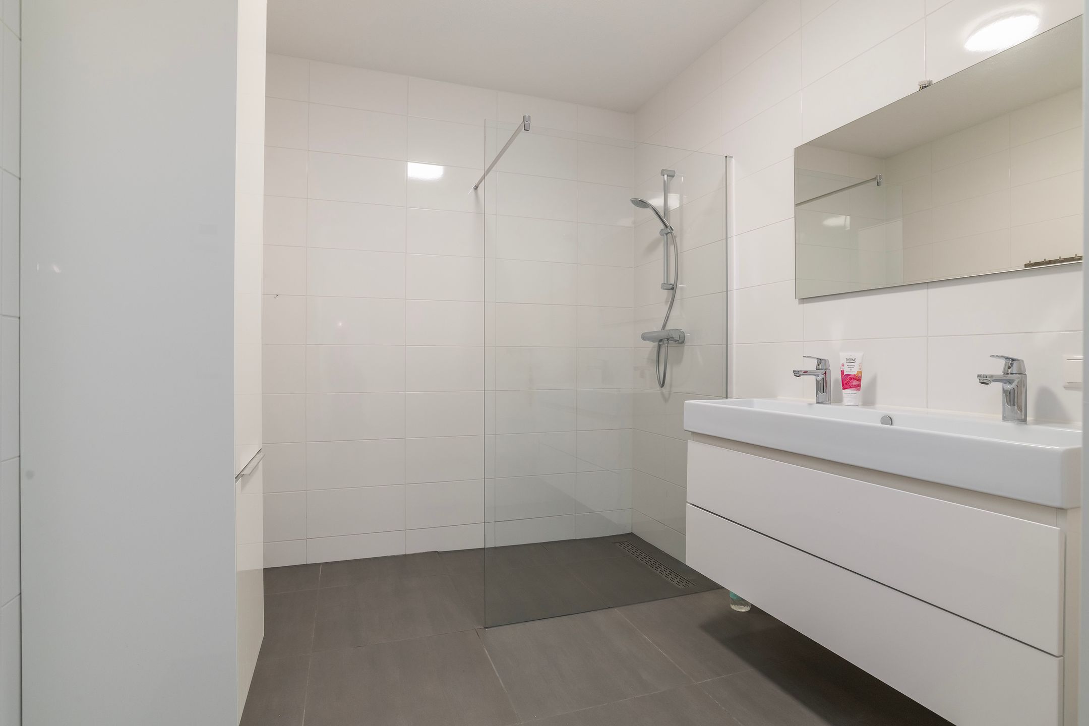 Foto 15 van Maashaven N.z. 865