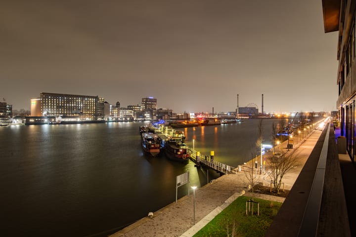 Foto 19 van Maashaven N.z. 865