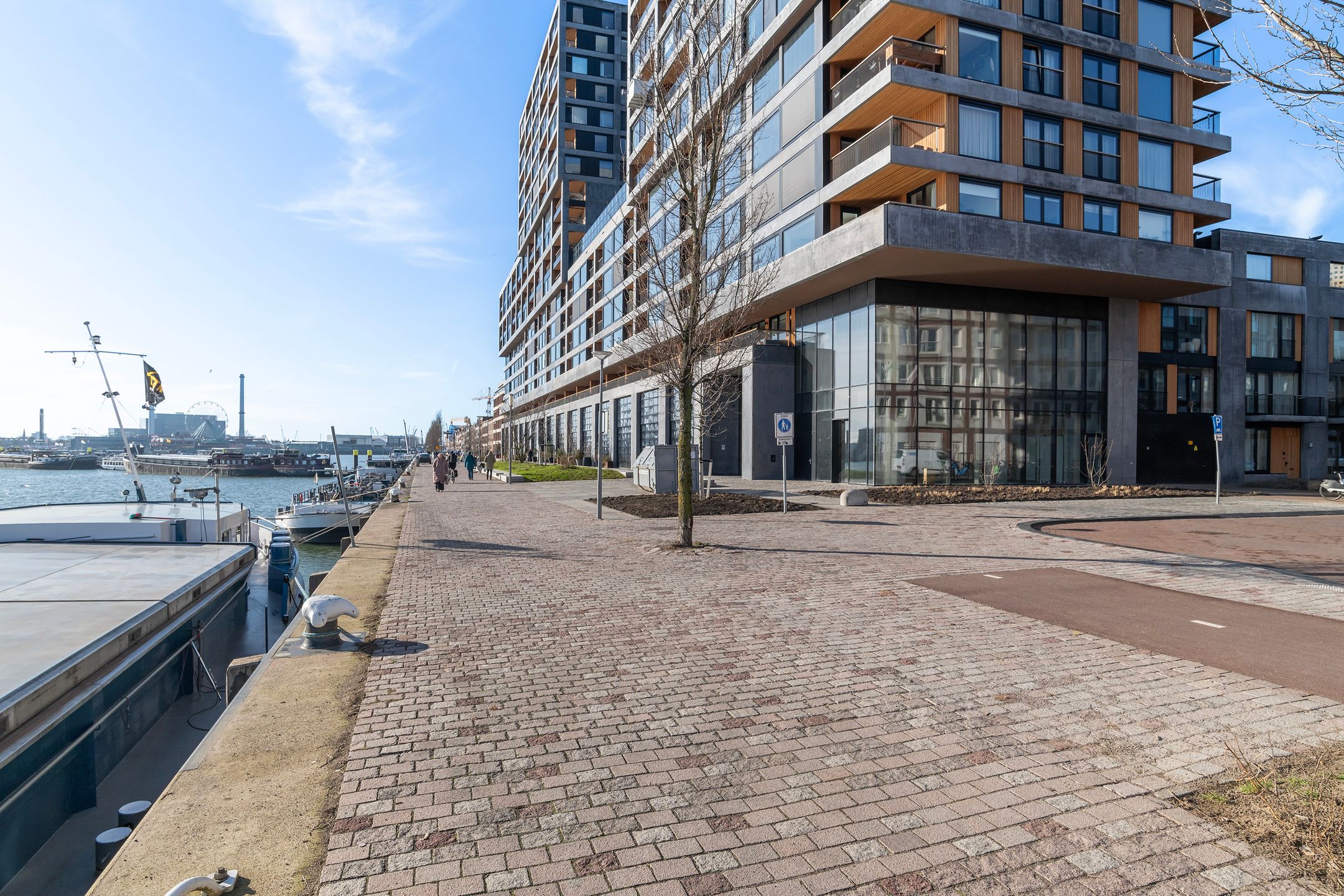 Foto 27 van Maashaven N.z. 865