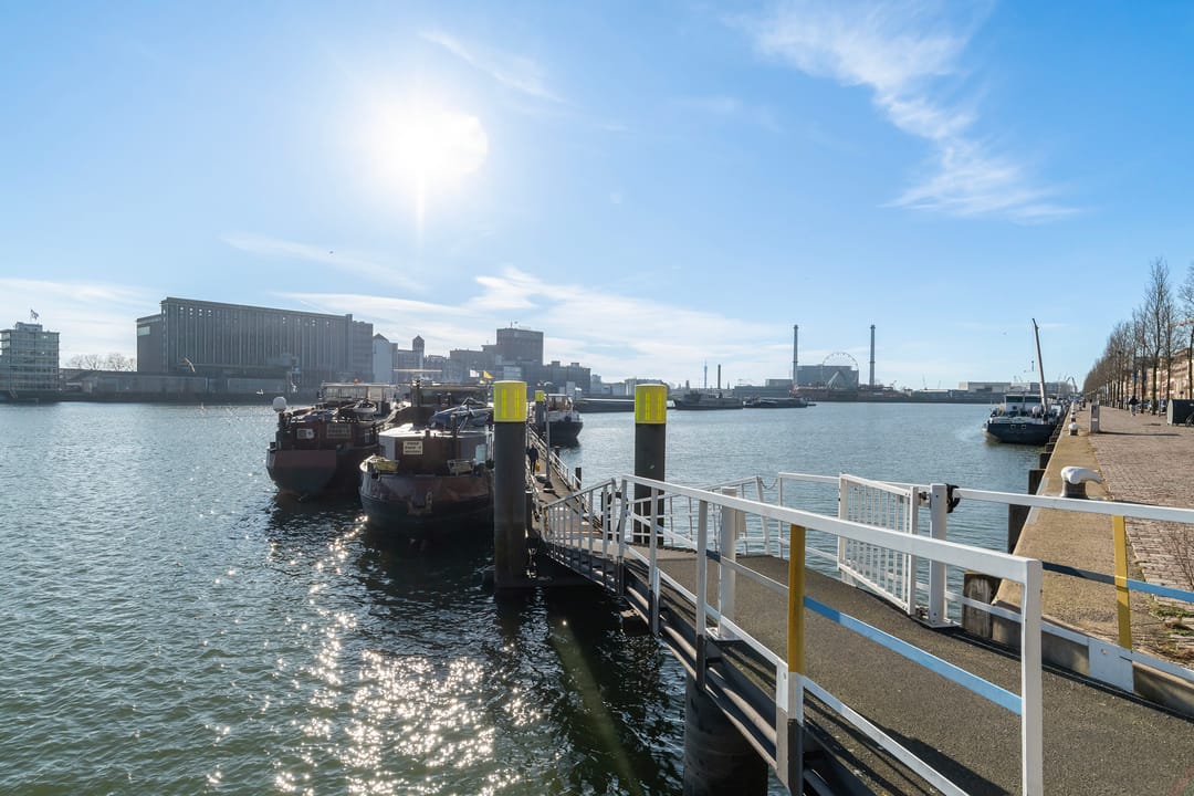 Foto 32 van Maashaven N.z. 865