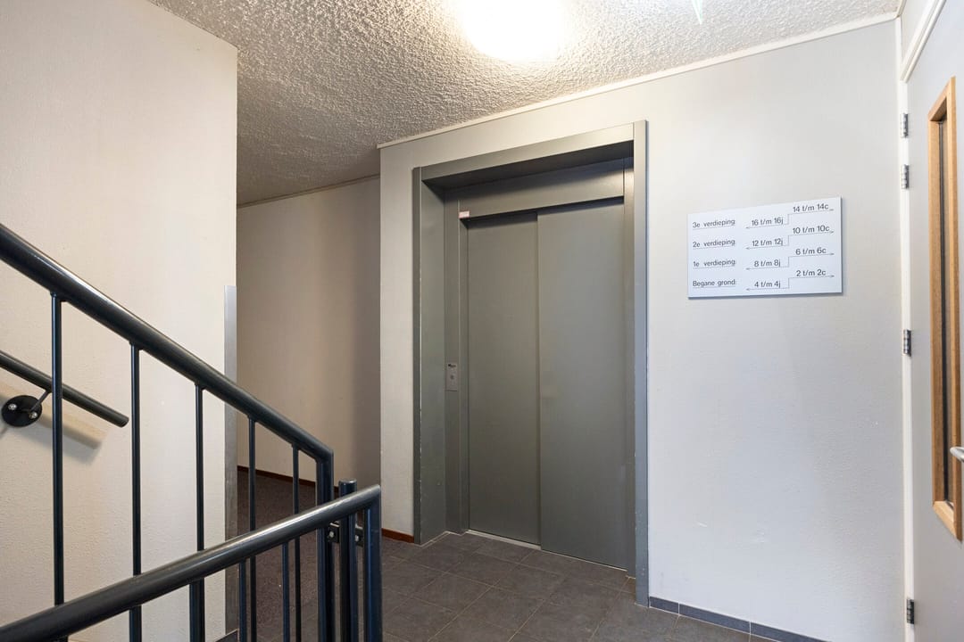 Foto 8 van Kamperfoeliestraat 12-H