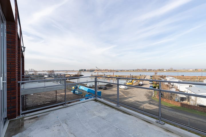 Foto 3 van Dorpsstraat 4-H