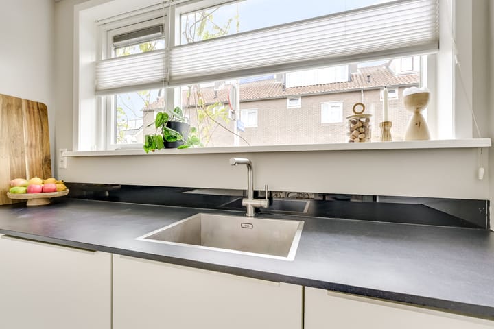 Photo 10 of Van Zijlstraat 1