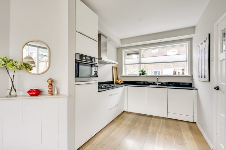 Photo 13 of Van Zijlstraat 1