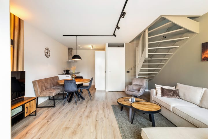 Foto 9 van H.F. Wakemanstraat 16