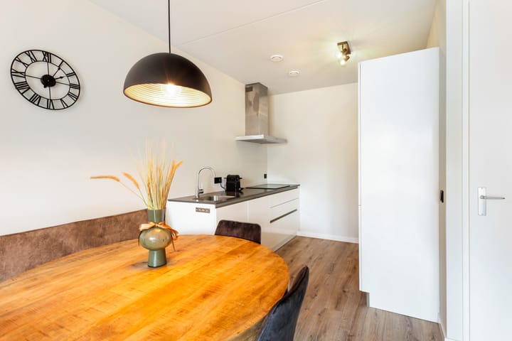 Foto 12 van H.F. Wakemanstraat 16