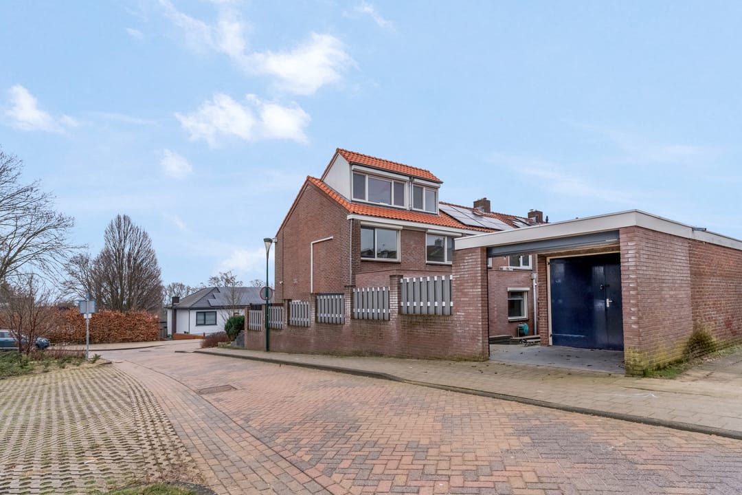 Photo 32 of Ribeslaan 11