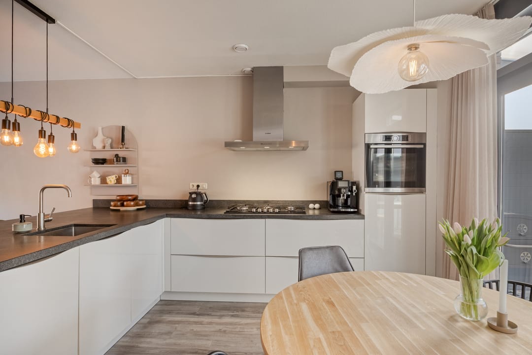 Photo 8 of Leeghwaterlaan 20