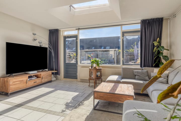 Foto 2 van Albert John Luthulistraat 23