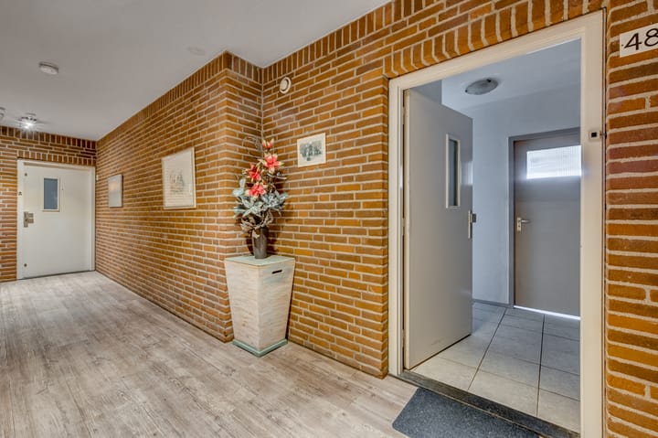 Photo 5 of Patersstraat 48