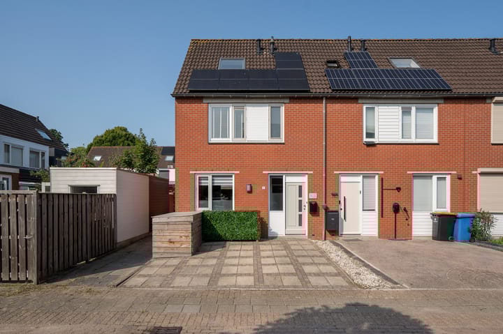 Foto 42 van Puccinistraat 1