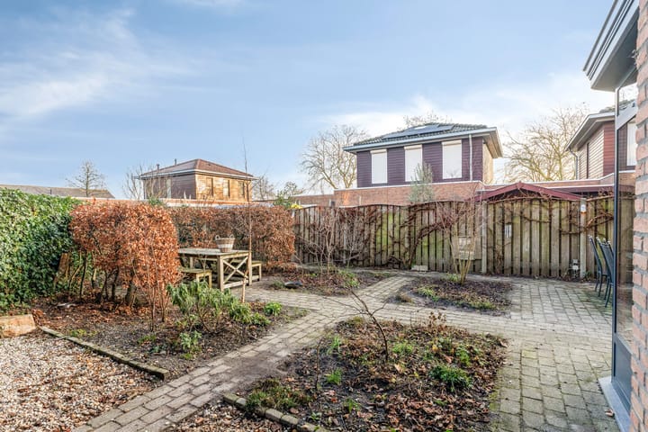 Photo 36 of Okkernoot 12