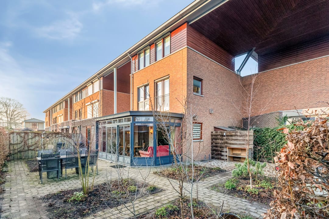 Photo 37 of Okkernoot 12