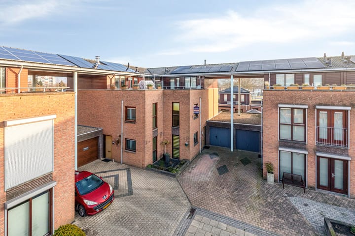 Photo 44 of Okkernoot 12