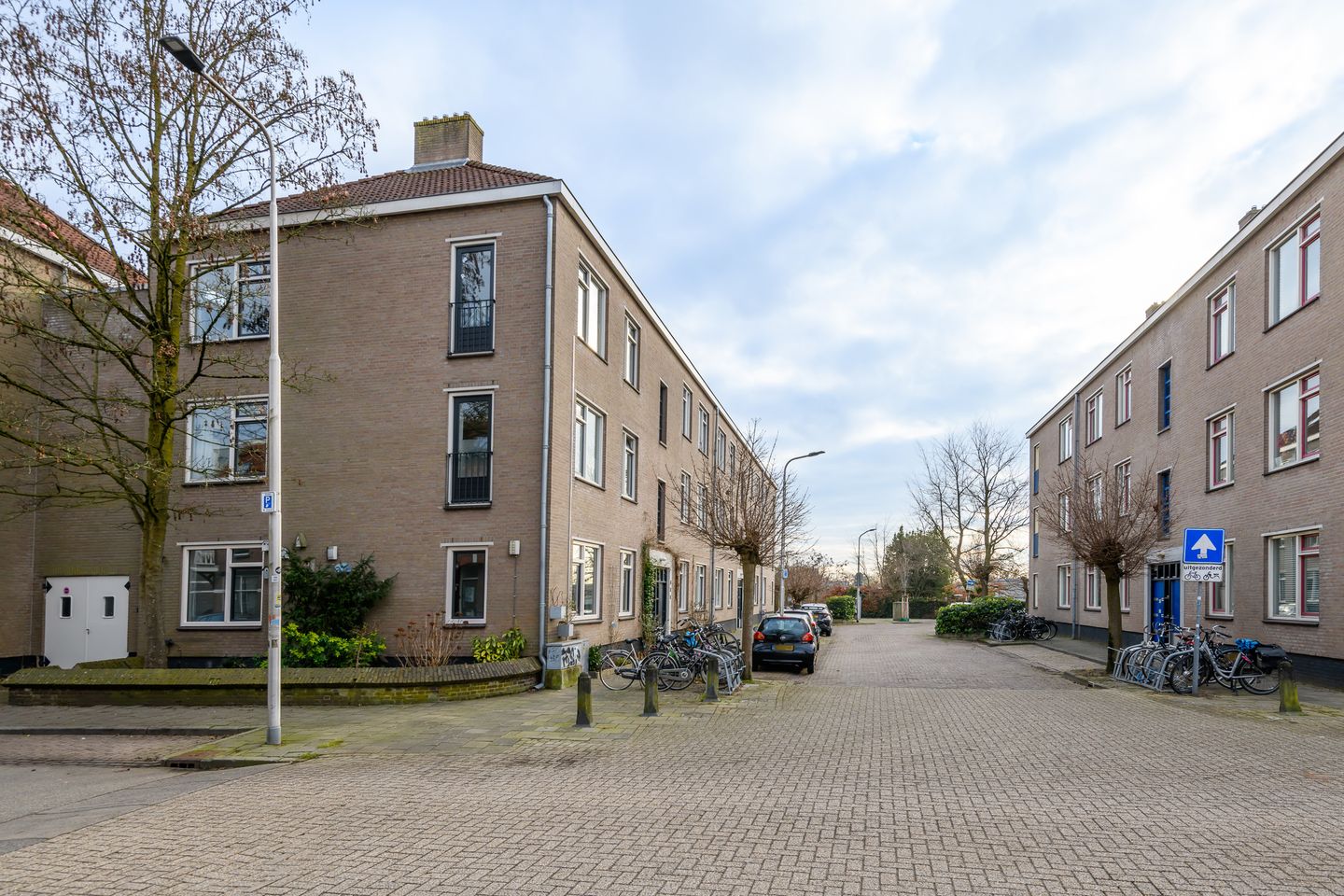 Foto 29 van Van der Kempstraat 1