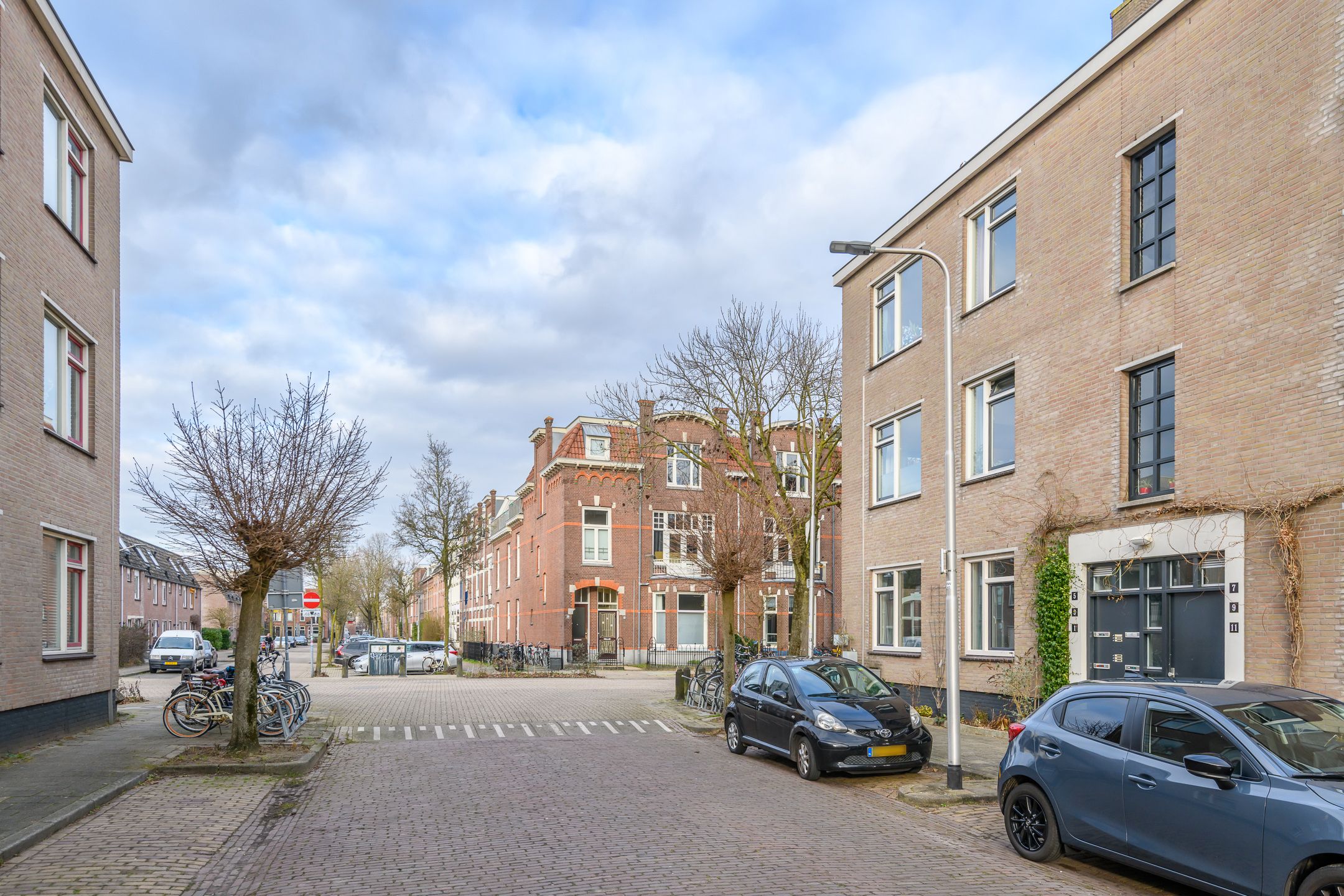 Foto 30 van Van der Kempstraat 1