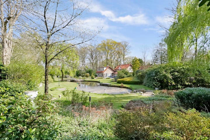 Photo 3 of Bredaseweg 39