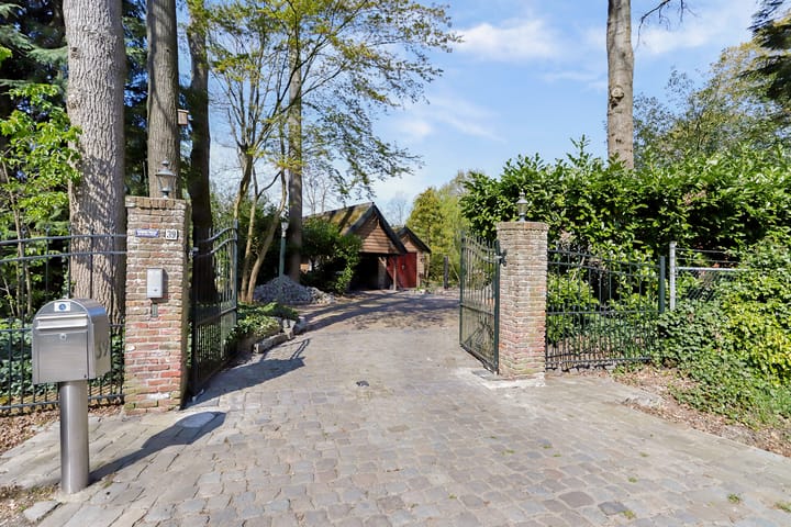 Photo 4 of Bredaseweg 39