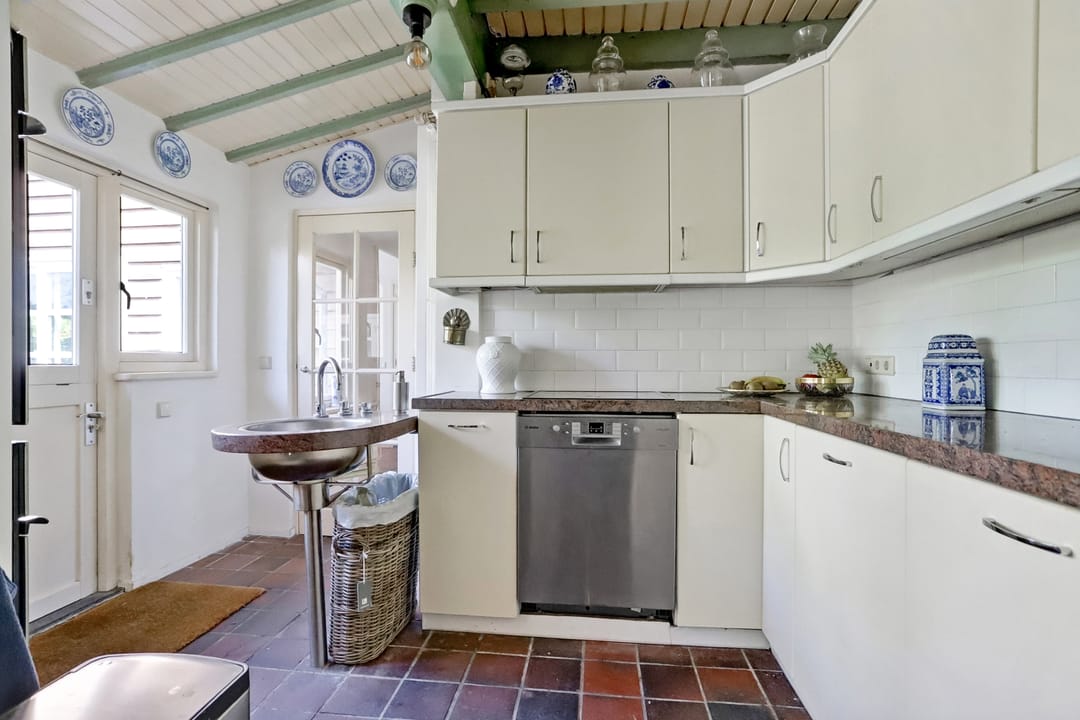 Photo 22 of Bredaseweg 39