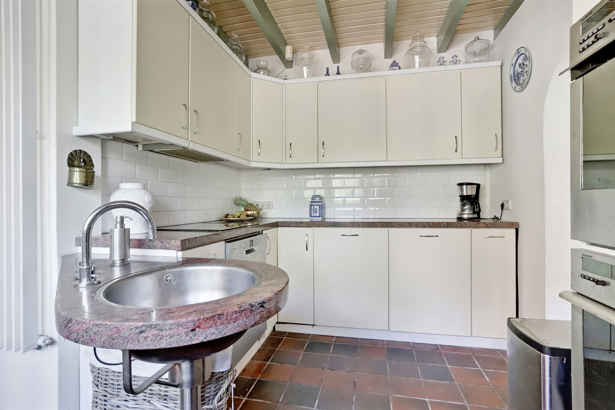 Photo 24 of Bredaseweg 39