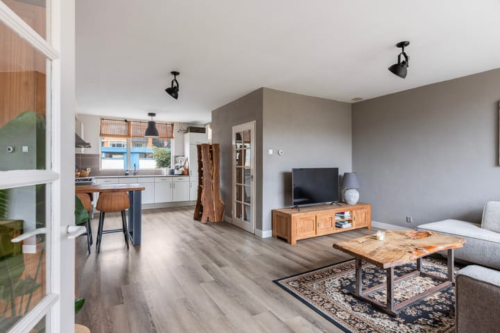 Photo 5 of Burg Henrylaan 8