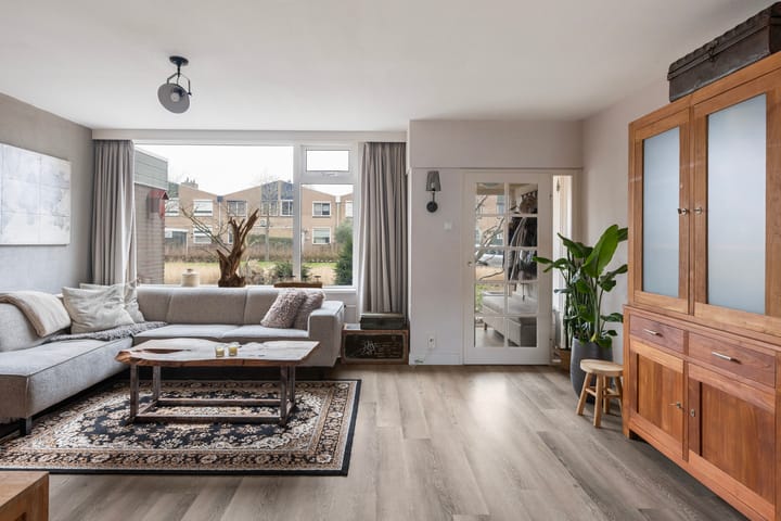 Photo 8 of Burg Henrylaan 8