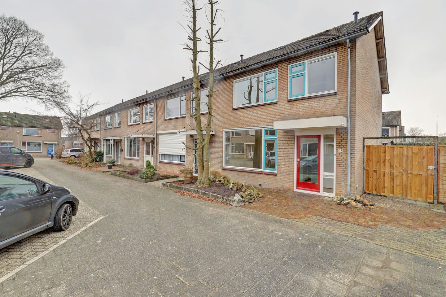 Photo 1 of Burgemeester Hermsenstraat 39